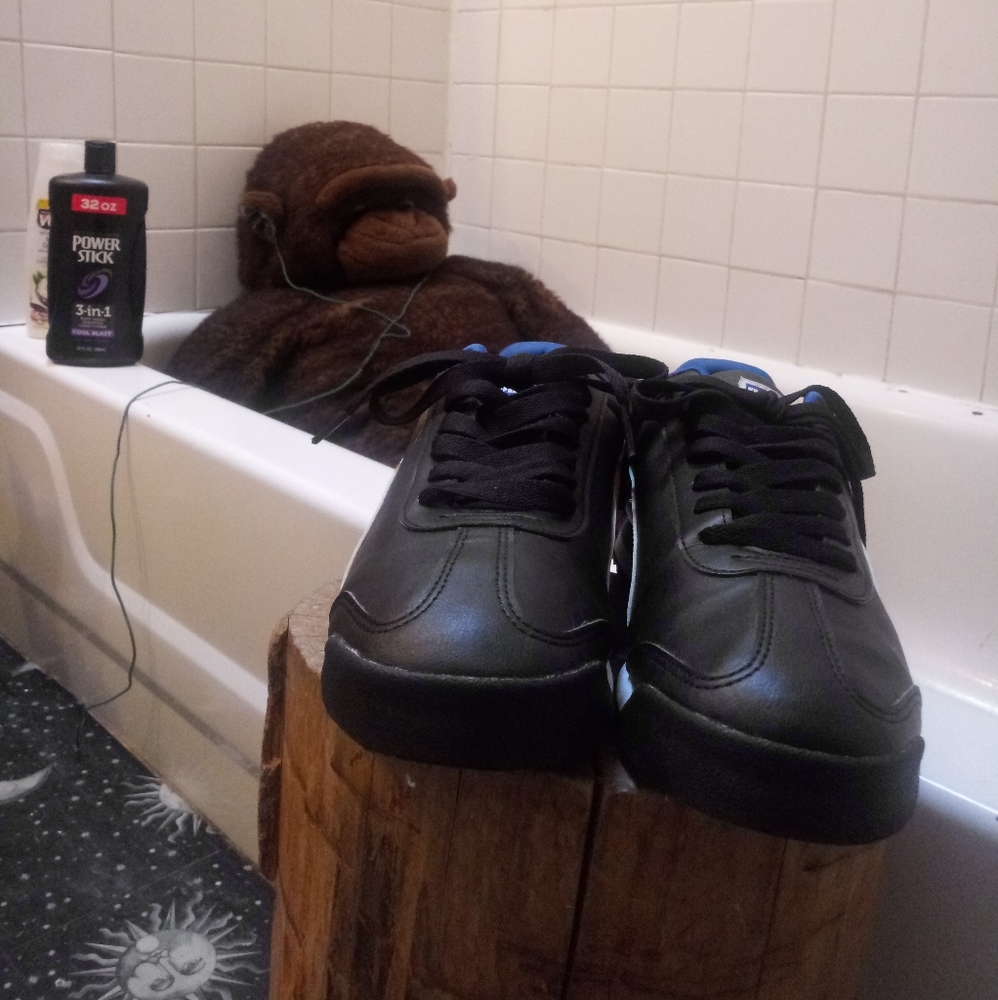Puma Sneakers